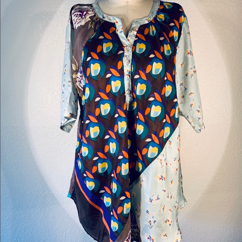 Johnny Was Silk “Last Chance Gulch” Henley Tunic Top size S NWT